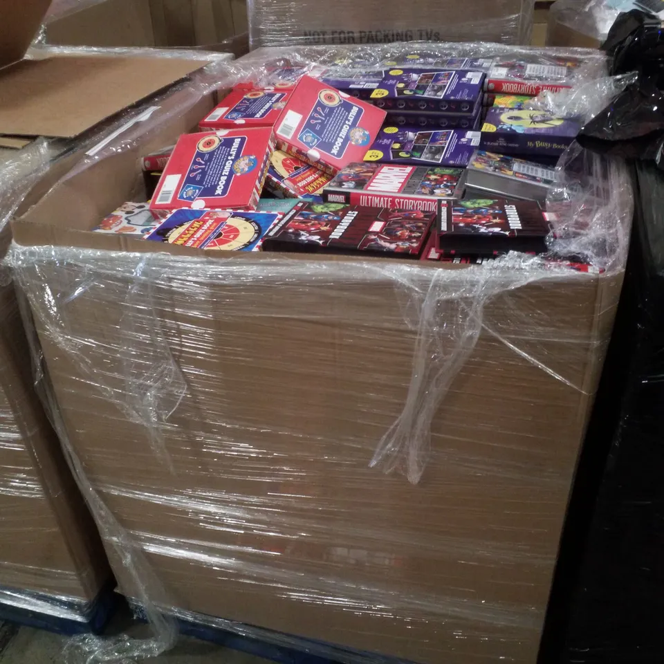 PALLET CONTAINING ASSORTED CHILDRENS ACTIVITY BOOKS INCLUDING MARVEL STORYBOOK, BULLSEYE BULLY'S QUIZ BOOK, COCOMELON BUSY BOOK, DISNEY STURY BABY BOOKS & AWESOME ANIMALS ACTIVITY SET