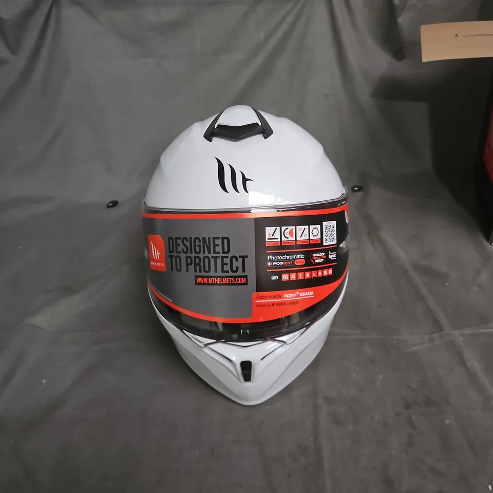 MT HELMETS FULL-FACE MOTORCYCLE HELMET – WHITE, DESIGNED TO PROTECT (BOXED)