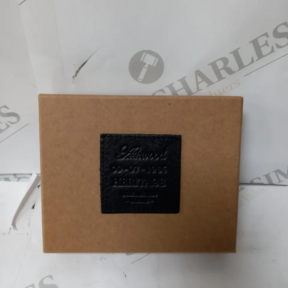 BOXED ASHWOOD HERITAGE WALLET - BLACK. 