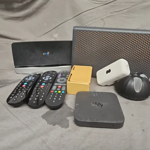 APPROXIMATELY 15 ASSORTED HOUSEHOLD ITEMS TO INCLUDE SKY REMOTES, BT HUB, HOME PHONE ADAPTOR, ETC