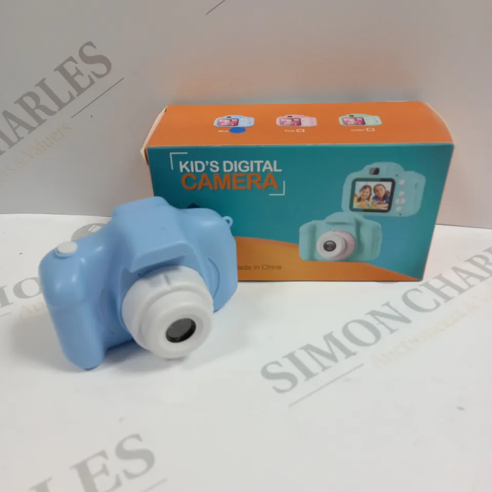 BOXED DESIGNER CHILDRENS DIGITAL CAMERA 