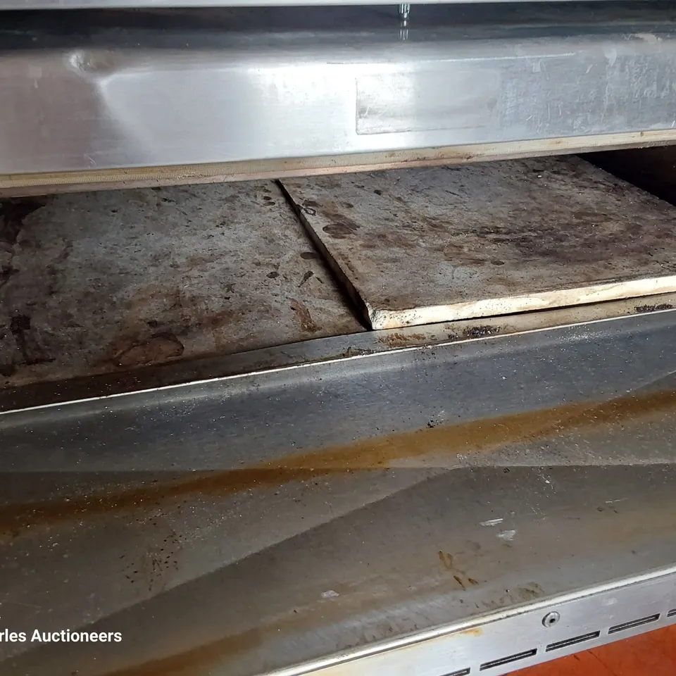 LINCAT PIZZA OVEN PO69X