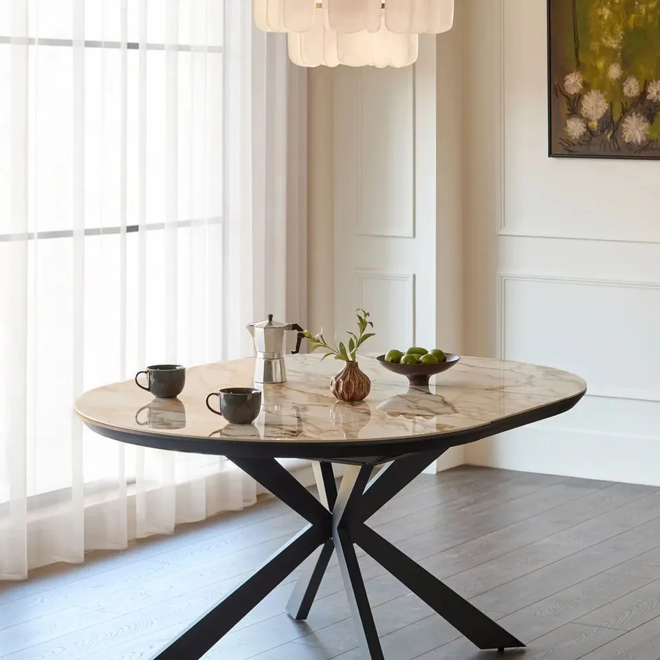 BOXED HAYDEN NATURAL CERAMIC 4-6 EXTENDING ROUND DINING TABLE (2 BOXES)