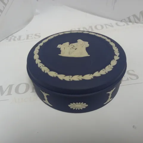 WEDGWOOD SMALL CERAMIC DISH
