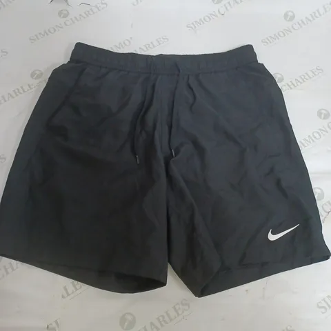 NIKE DRI FIT BLACK SHORTS - SMALL