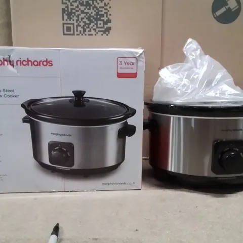 BOXED MORPHY RICHARDS 6.5L SLOW COOKER