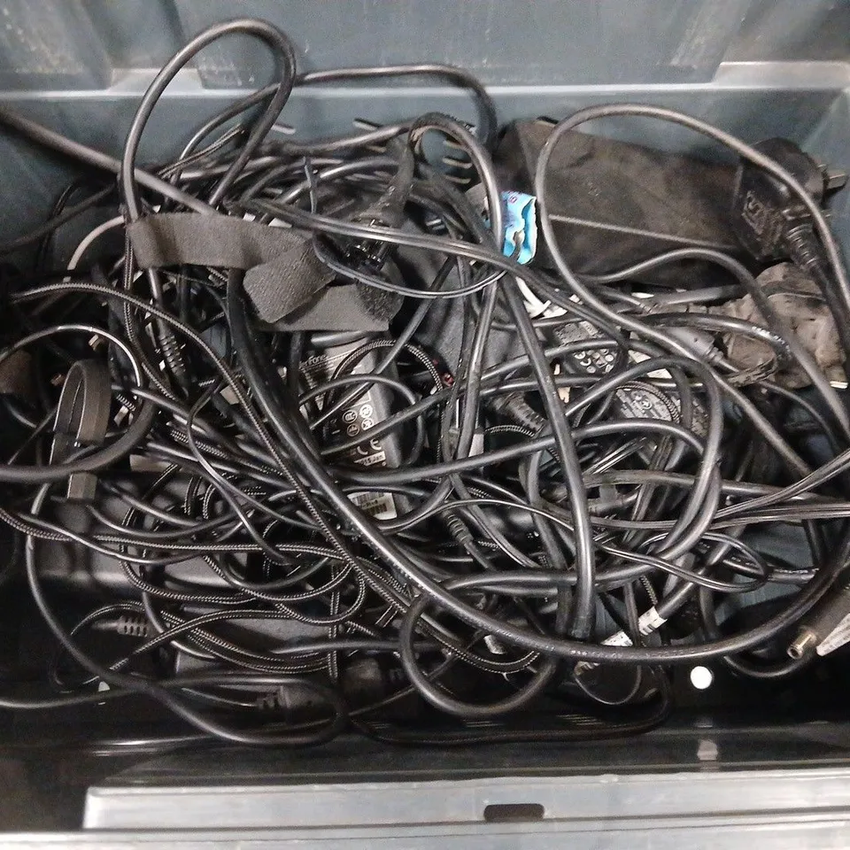 LOT OF ASSORTED CABLES, CHARGERS, PLUGS AND LEADS
