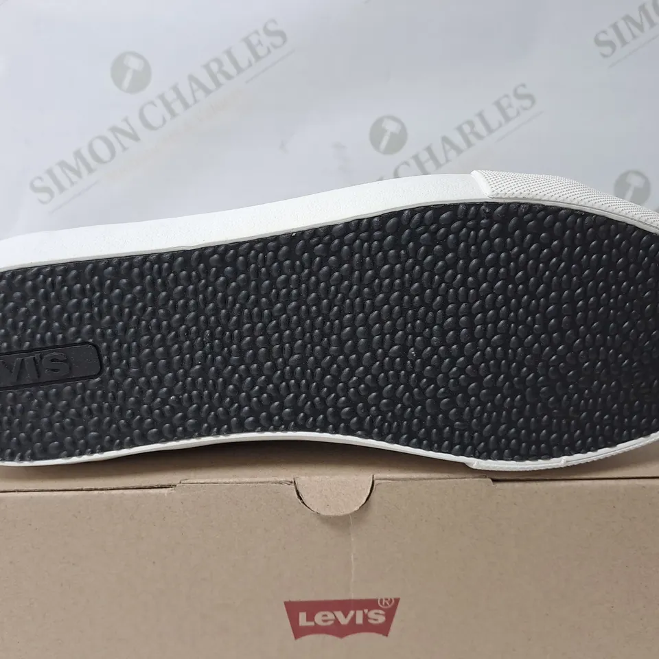 BOXED PAIR OF LEVI WOODWARD BLACK TRAINERS - SIZE 9