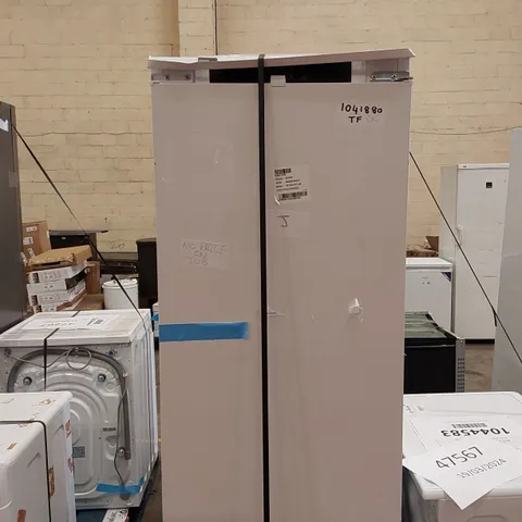 HOTPOINT HF1801EF1UK INTEGRATED UPRIGHT FRIDGE FREEZER - WHITE