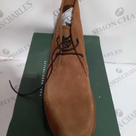 BOXED PAIR BARBOUR KENT IN COLA SUEDE SIZE UK 9