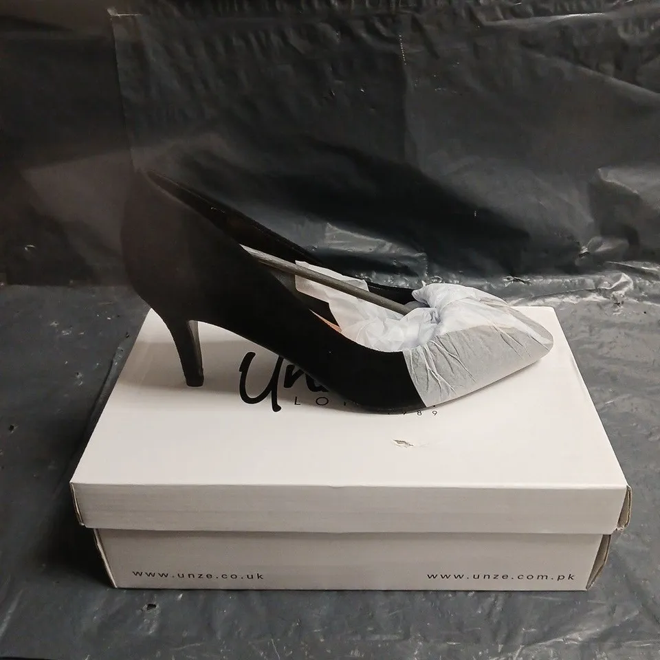 UNZE WOMEN'S BLACK HIGH HEEL PUMPS – BOXED UK 6