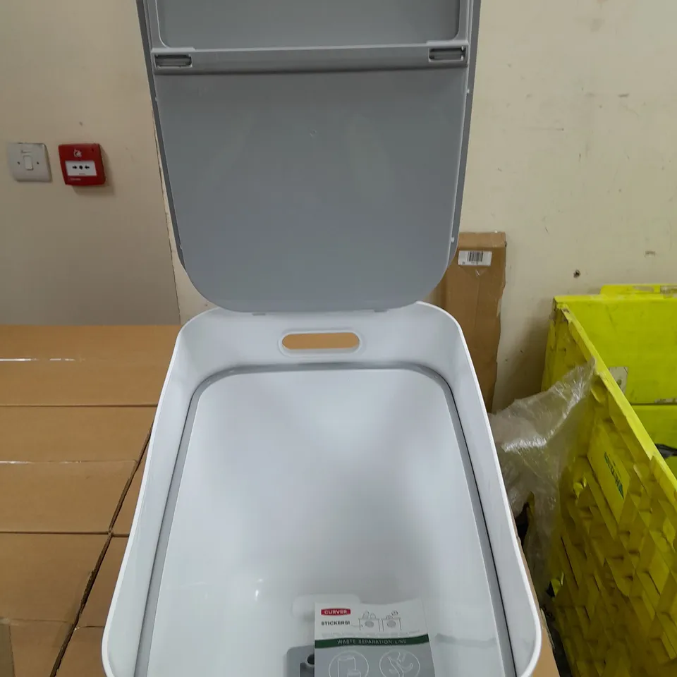 LOT OF 6 CURVER READY TO COLLECT BIN - WHITE - 20L