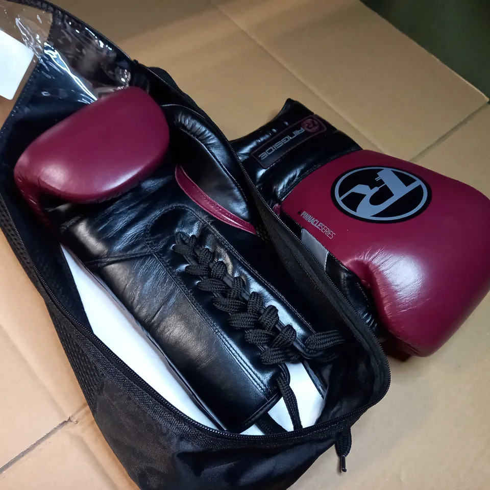 PACKAGED MAROON/BLACK BOXING GLOVES - SIZE 16OZ