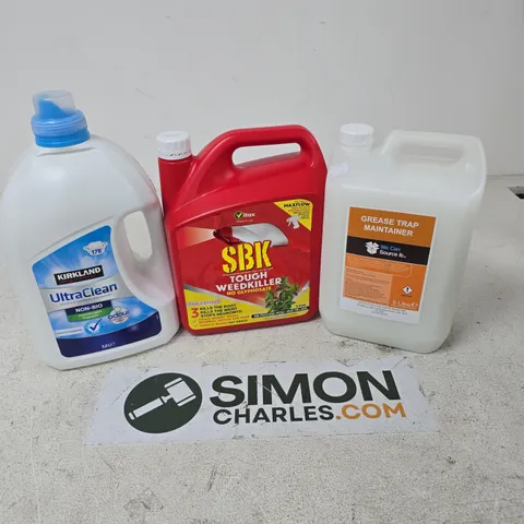 APPROXIMATELY 3 ASSORTED LARGE LIQUIDS TO INCLUDE KIRKLAND ULTRACLEAN, SBK TOUGH WEEDKILLER, GREASE TRAP MAINTAINER - COLLECTION ONLY