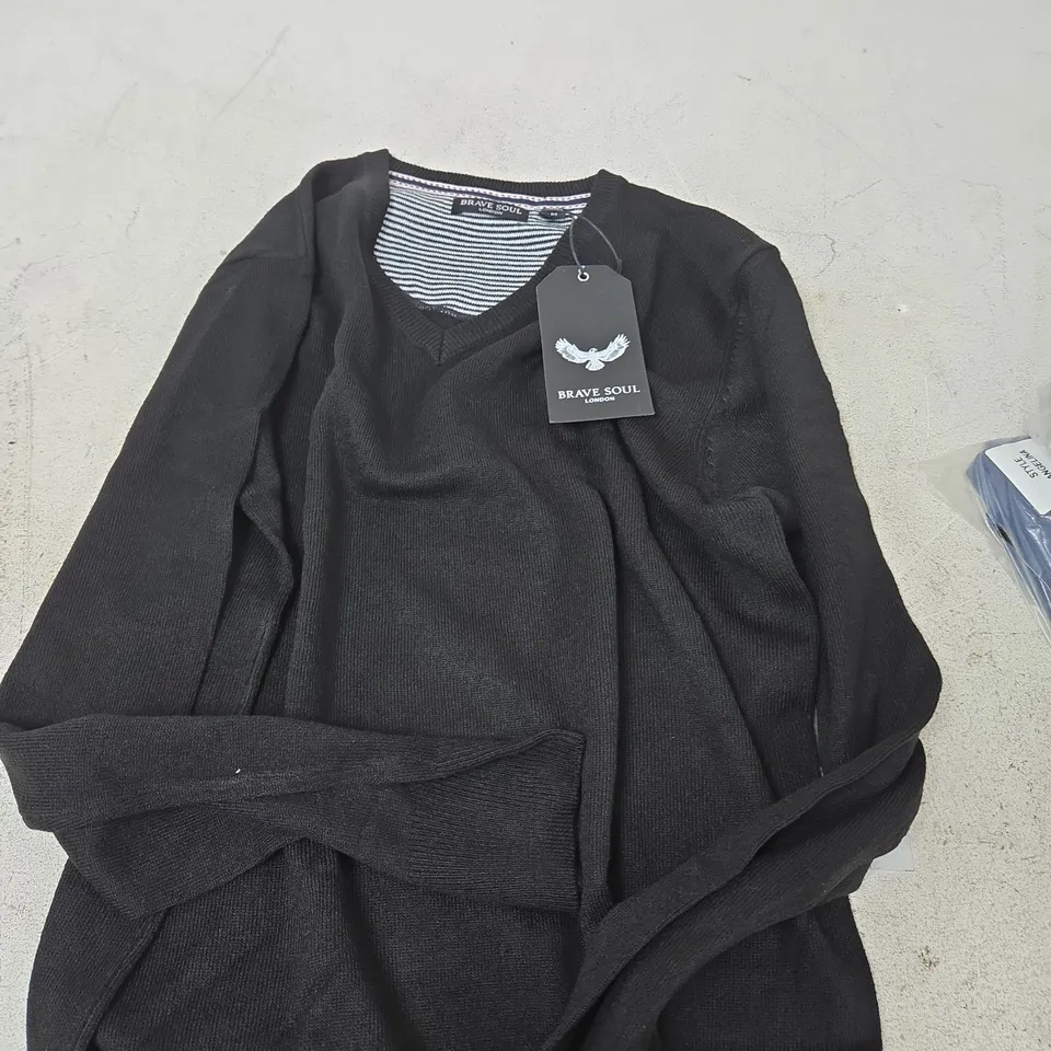 BRAVE SOUL LONDON BLACK KNIT CARDIGAN – UK SIZE M