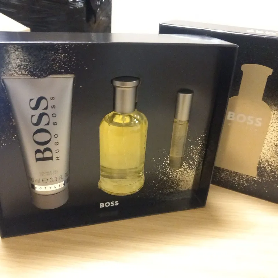 BOXED BOSS BOTTLED EAU DE TOILETTE GIFT SET