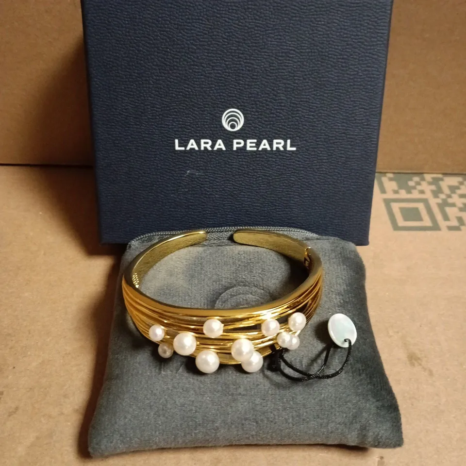 BOXED LARA PEARL BRASS GOLD TONE BRACELET
