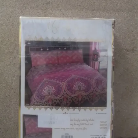 BRAND NEW MADE WITH SPIRIT BY RAPPORT KINGSIZE DUVET SET - ASHA RUBY