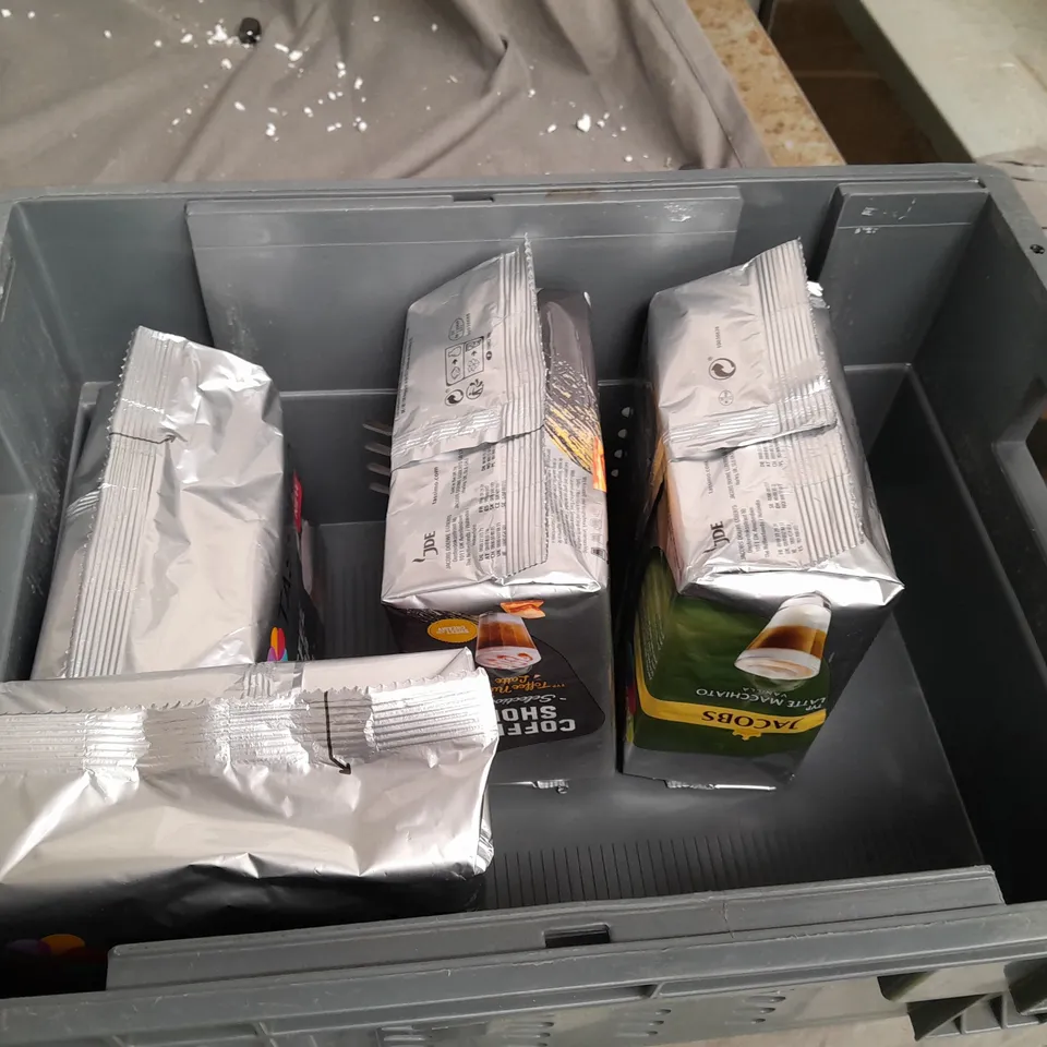 7 ASSORTED FOOD ITEMS TO INCLUDE TASSIMO COFFEE SHOP SELECTION TOFFEE NUT LATTE PODS, JACOBS LATTE MACCHIATO VANILLA PODS AND ESPRESSO LATTE MACCHIATO CARAMEL PODS