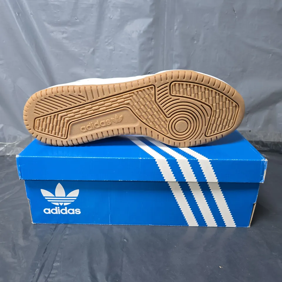 ADIDAS TEAM COURT 2 TRAINERS - WHITE - SIZE 12.5
