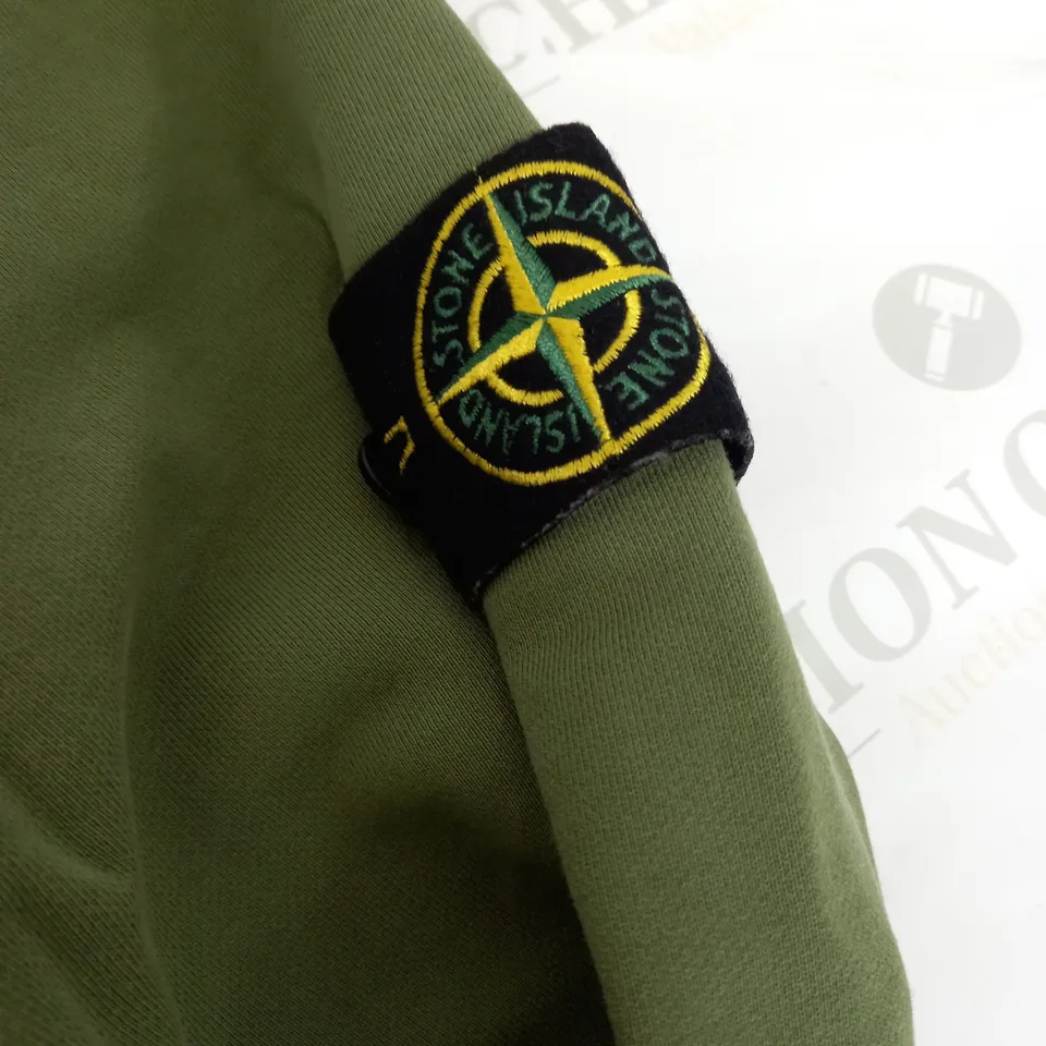 STONE ISLAND LONG SLEEVE ROUCH NECK JUMPER IN KHAKI - LARGE