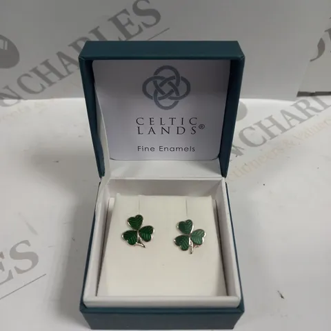 BOXED CELTIC LANDS SHAMROCK EARRINGS 