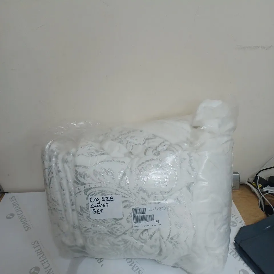 BOXED COZEE HOME VELVETSOFT KINGSIZE BEDDING