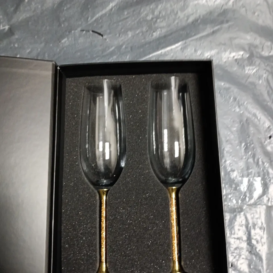 KIMBIE HOME 24K GOLD LEAF STEM CHAMPAGNE GLASSES GIFT SET – SET OF 2