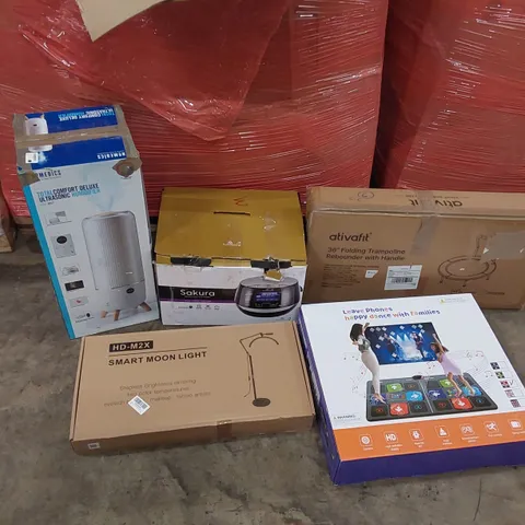 PALLET OF ASSORTED ITEMS INCLUDING: ULTRASONIC HUMIDIFIER, FOLDING TRAMPOLINE, DANCE MAT, SMART MOON LIGHT, MULTIFUNCTIONAL RICE COOKER ECT