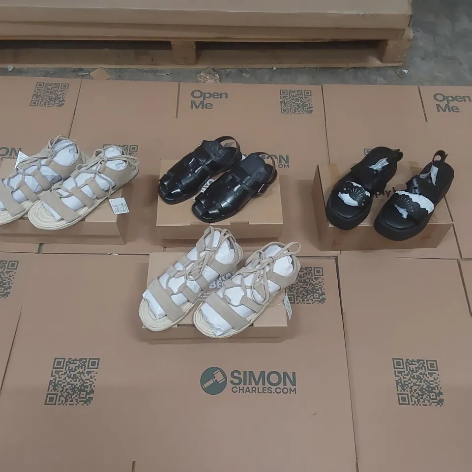PALLET CONTAINING APPROXIMATELY 210x ASSORTED BRAND NEW DESIGNER SHOES INCLUDING: SIMPLY BE SANDALS ECT