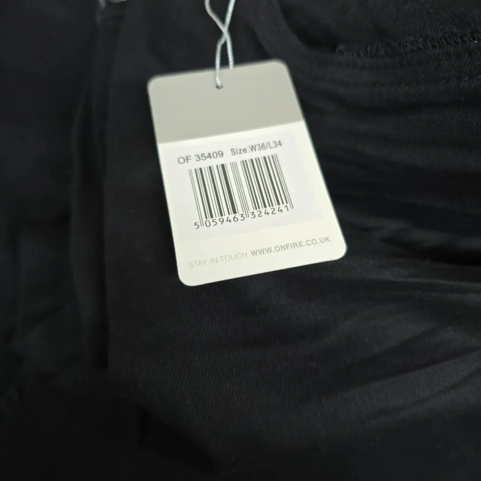 ONFIRE BLACK JEANS – STRAIGHT FIT, WAIST 36, LENGTH 34 (W36/L34)