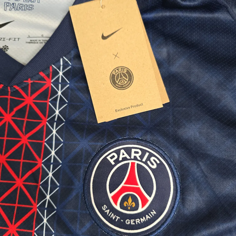 UK SIZE L NIKE PARIS SAINT-GERMAIN FOOTBALL JERSEY – MEN'S, PARIS LOS ANGELES DESIGN