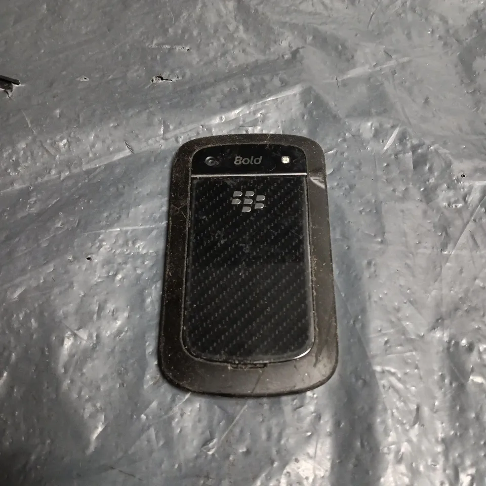 BLACKBERRY BOLD 9900 SMARTPHONE