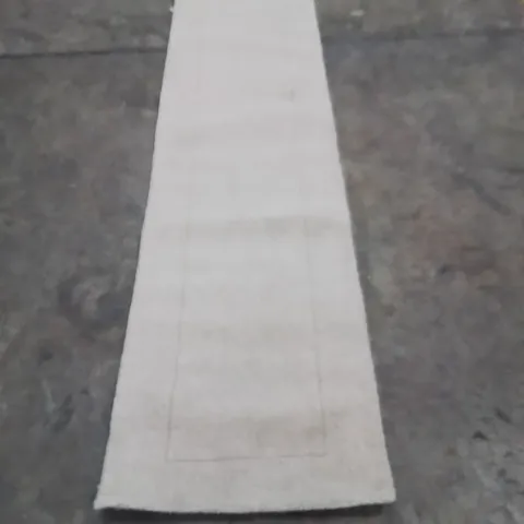 QUALITY DESIGNER AREA RUG - APPROXIMATELY 240X60CM