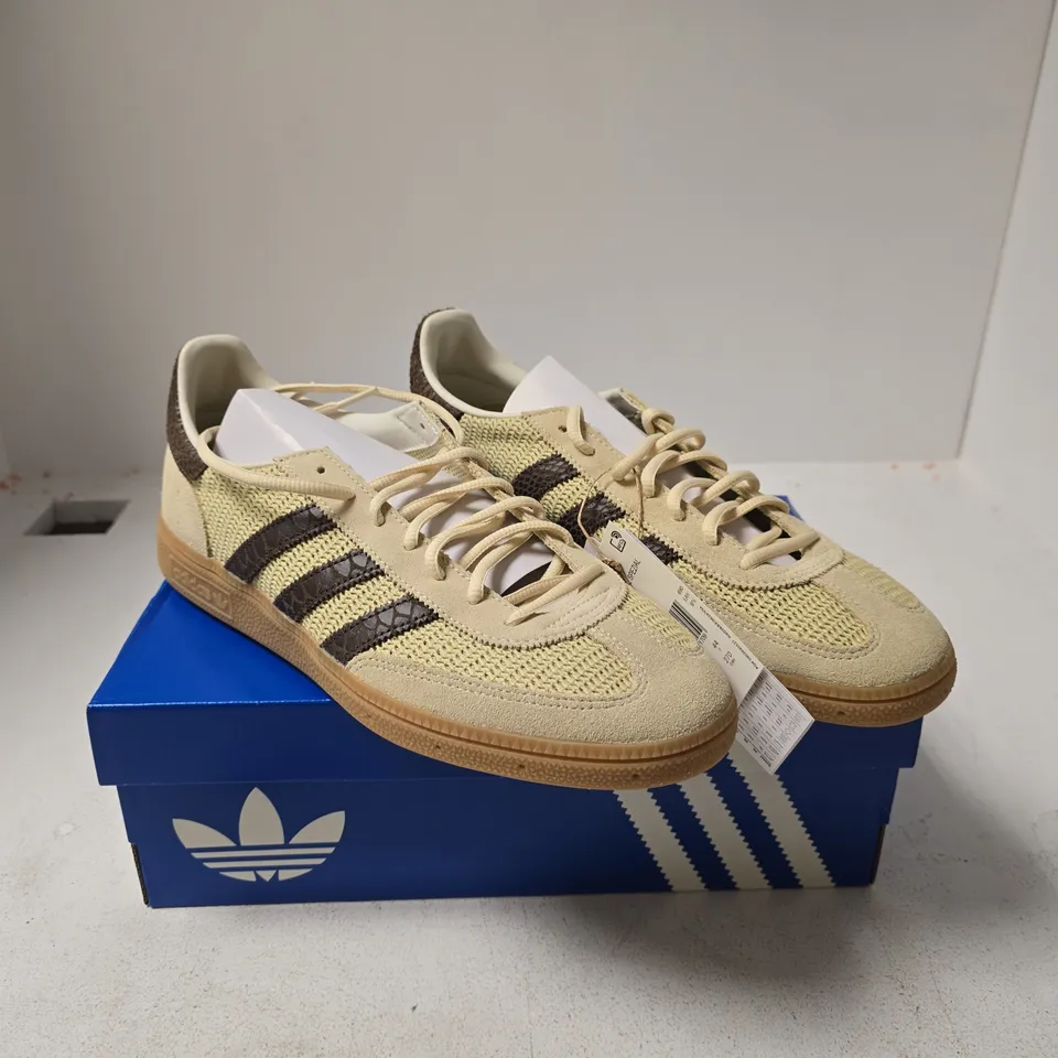 ADIDAS HANDBALL SPEZIAL UK 9.5 BOXED