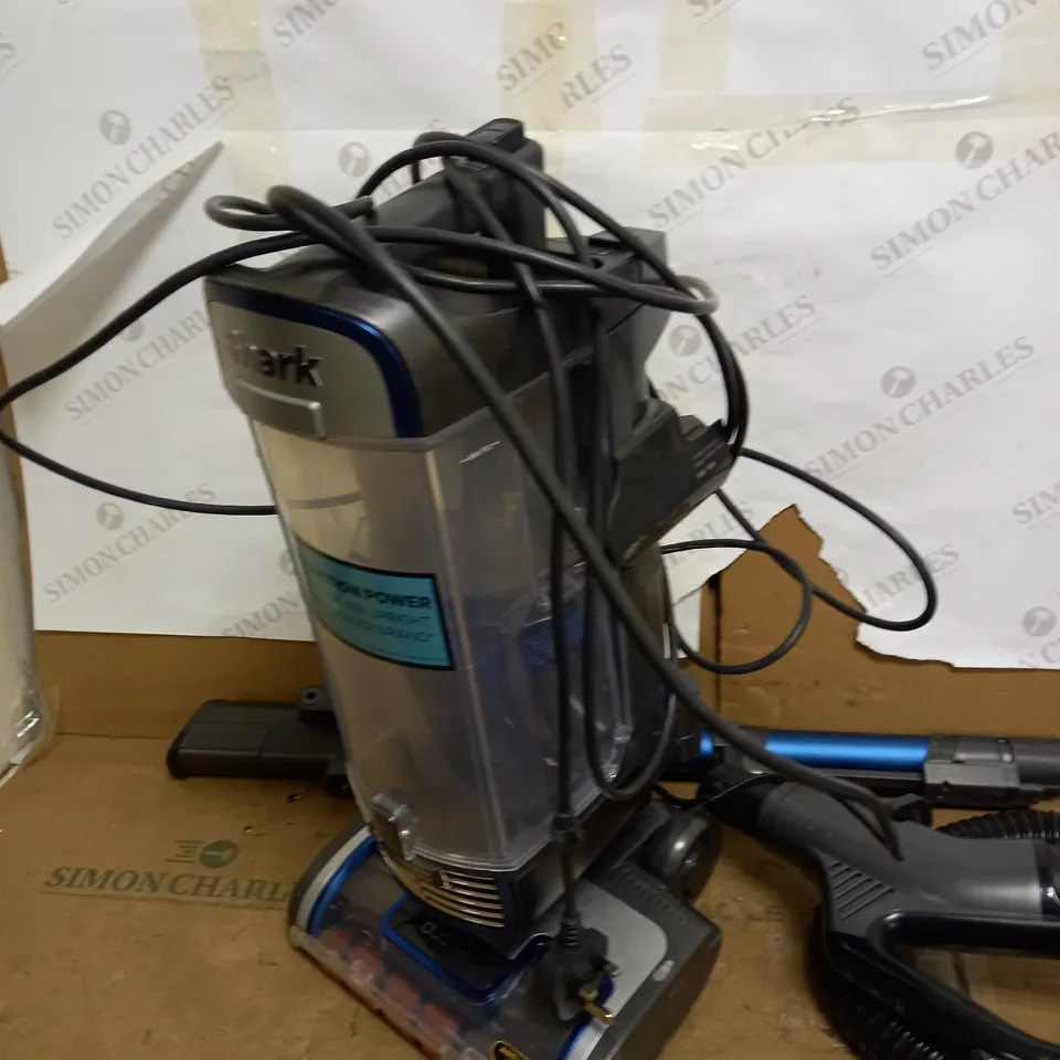 SHARK UPRIGHT VACUUM CLEANER NZ850UKT 