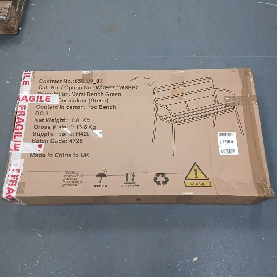 BOXED METAL GREEN BENCH