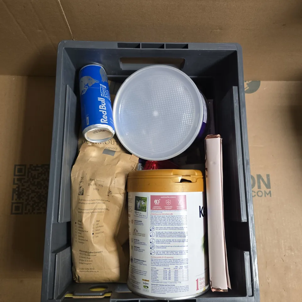 A TOTE OF VARIABLE TO INCLUDE HOT COCOLATE, COFFE AND MORE