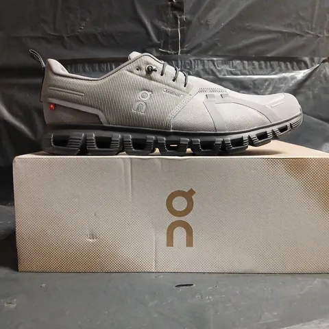 BOXED PAIR OF ON CLOUD 6 WP TRAINERS IN ALLOY/WOLF SIZE UK 11