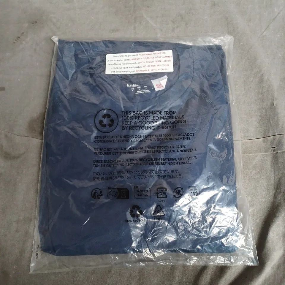 LANDS END MEN'S DEEP SEA NAVY STRETCH THERMASKIN CREW TOP – UK SIZE S (US S) – MADE IN VIETNAM