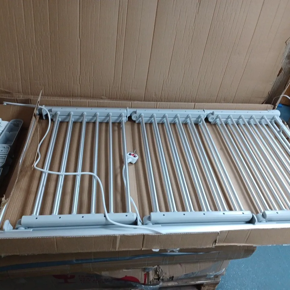 BOXED ORGANISED OPTIONS 3 TIER HEATED AIRER WITH 21M DRYING SPACE - COLLECTION ONLY
