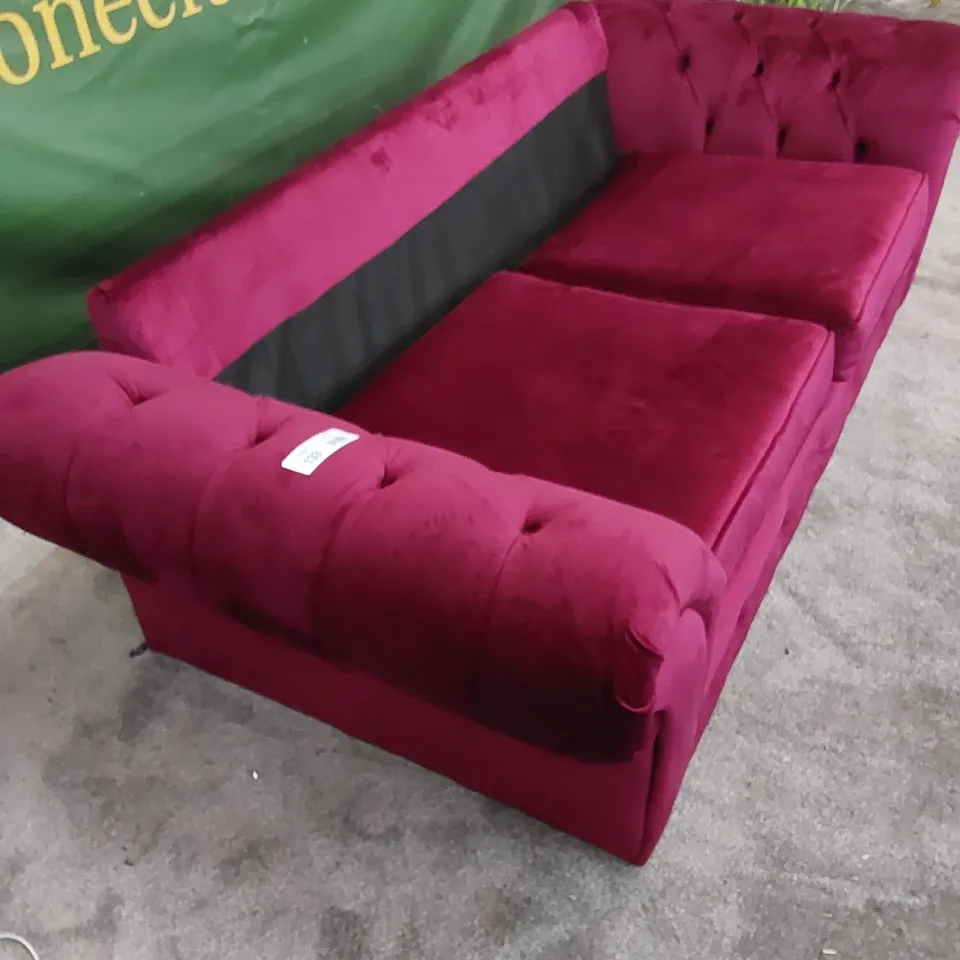 DESIGNER SOFA UPHOLSTERED IN BURGUNDY FABRIC 