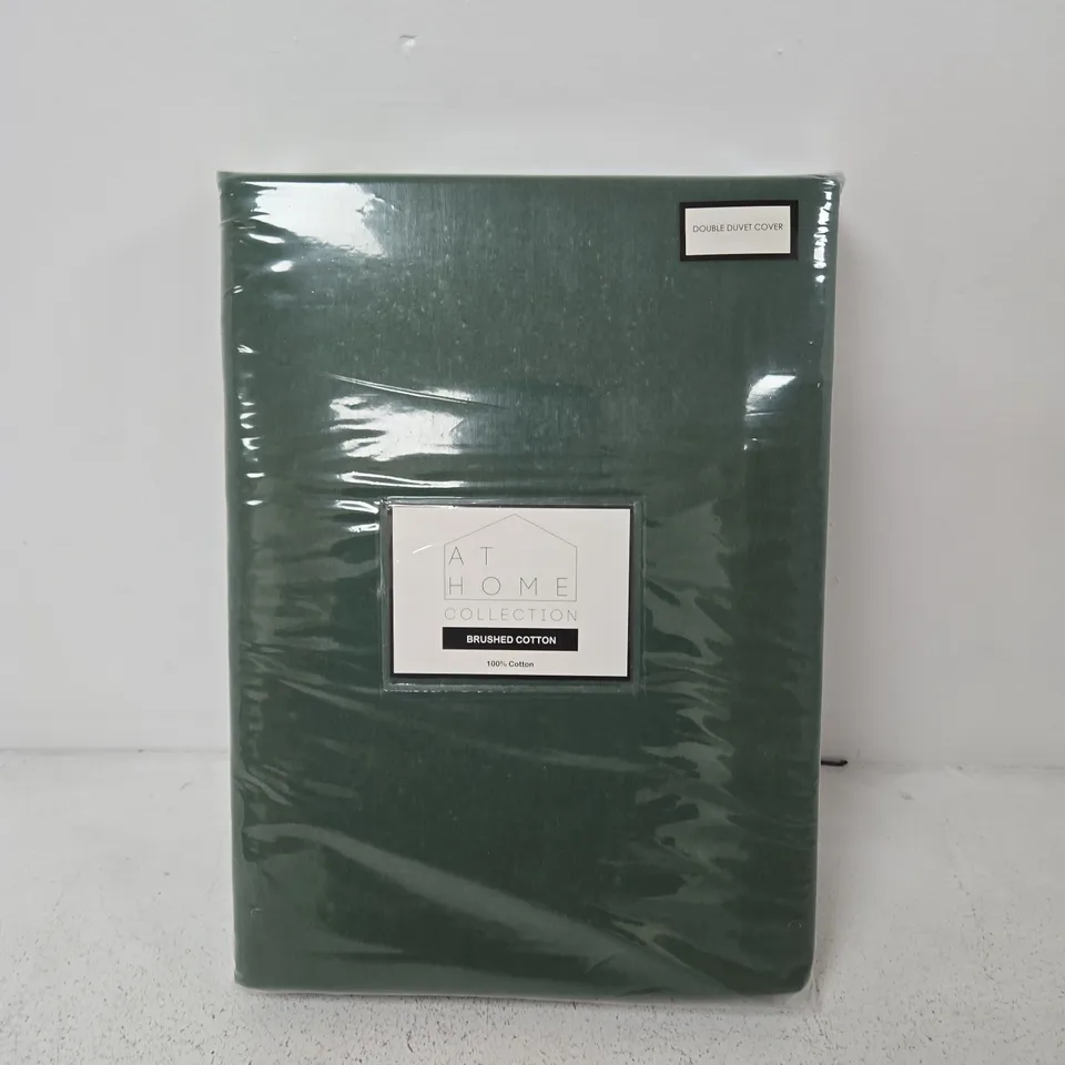 AT HOME COLLECTION BRUSHED COTTON DOUBLE DUVET COVER – GREEN, 100% COTTON