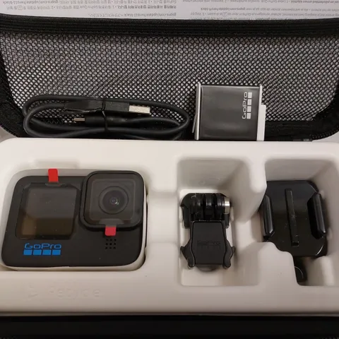 BOXED GOPRO HERO 11 - BLACK