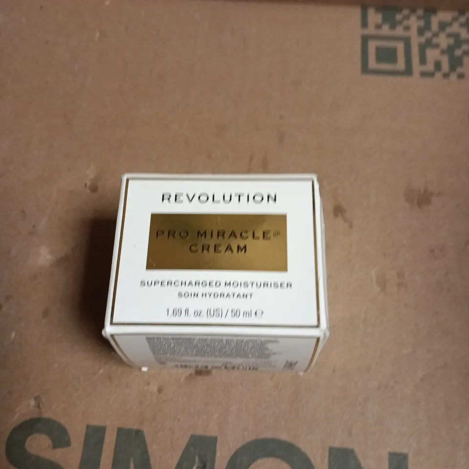 REVOLUTION PRO MIRACLE CREAM MOISTURISER – 50 ML (BOXED)