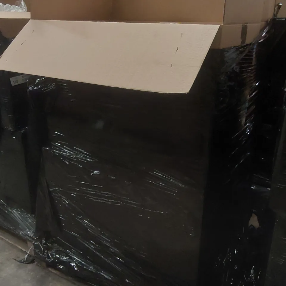 PALLET CONTAINING A VERY LARGE QUANTITY OF ASSORTED EASTER PRODUCTS
