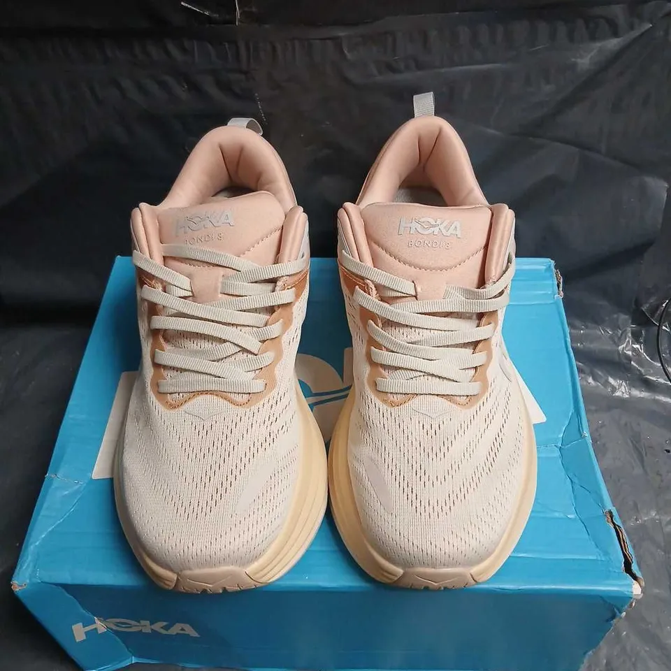 HOKA BONDI 8 RUNNING SHOES – SAND/BEIGE, UK 7 (US 7.5D), BOXED