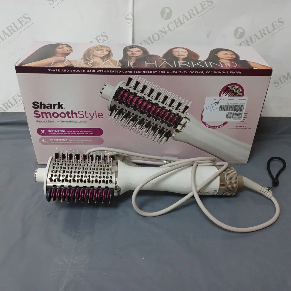 BOXED SHARK SMOOTHSTYLE HOT BRUSH & SMOOTHING COMB