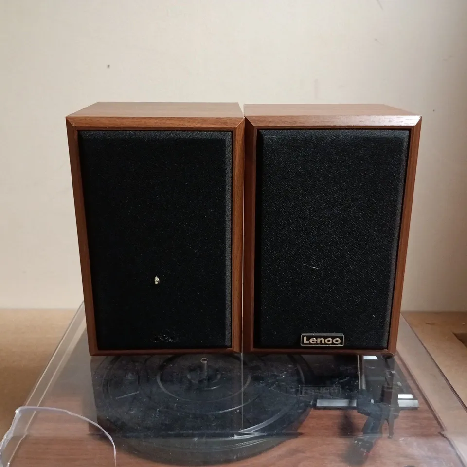 LENCO TURNTABLE WITH TWO BOOKSHELF SPEAKERS – WOOD VENEER, CLEAR DUST COVER
