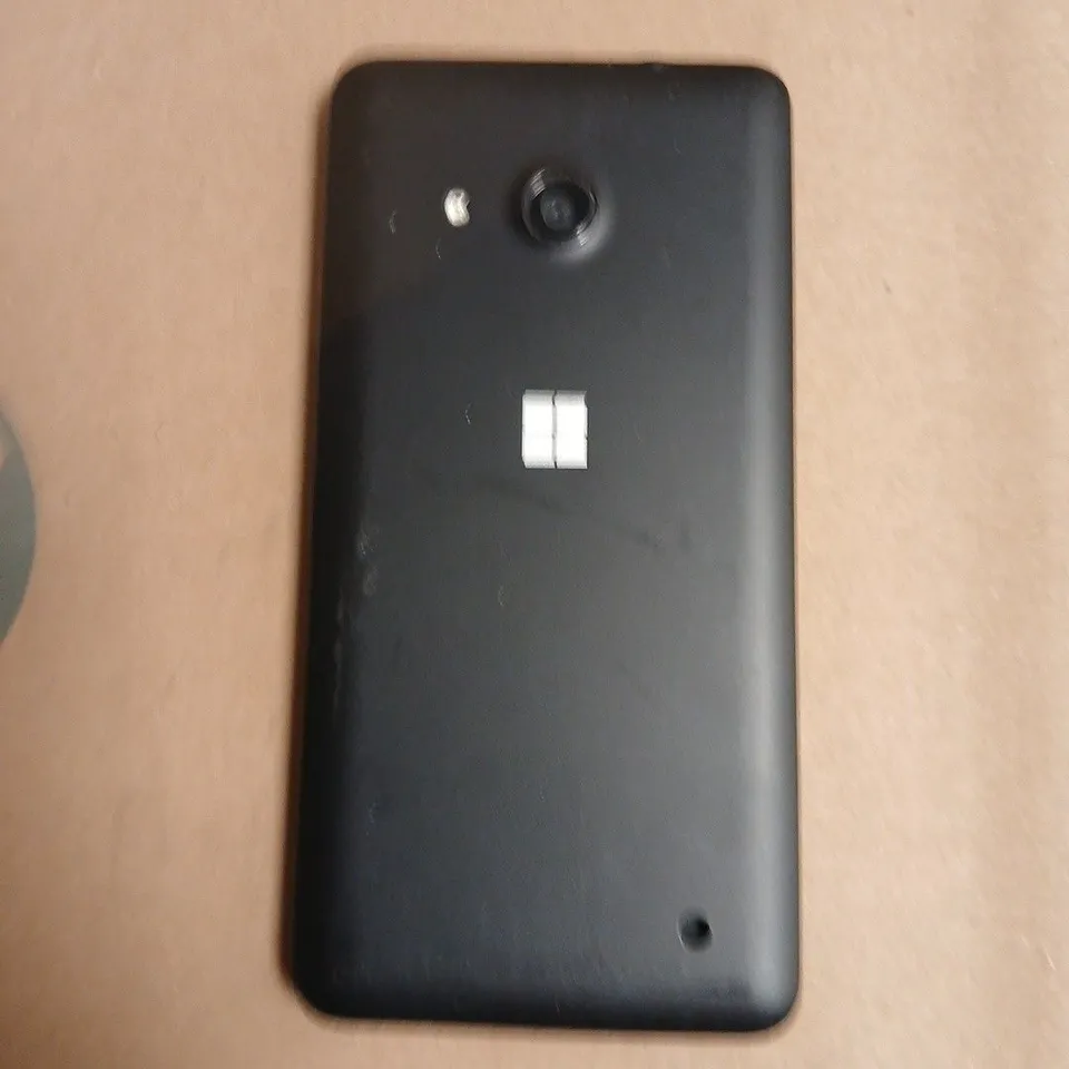 MICROSOFT WINDOWS PHONE SMARTPHONE – BLACK - MODEL UNSPECIFIED 
